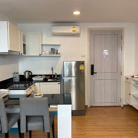 Notthing Hill Charoenkrung93 Condominium Godown ภายนอก รูปภาพ